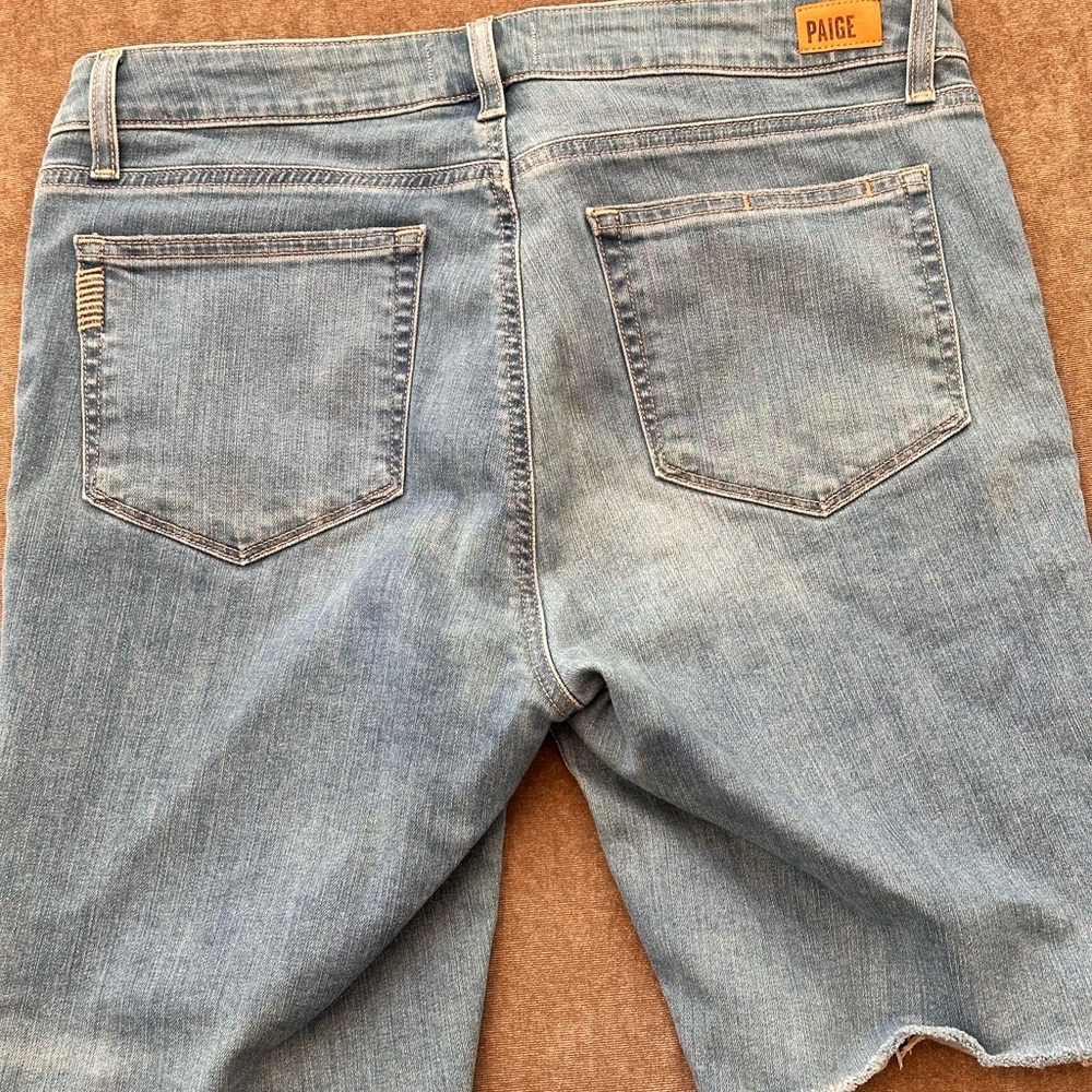 PAIGE Pilcro shorts - Picture 4 of 4